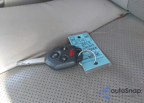 2013 Subaru Outback 2.5I Limited from USA, damaged, VIN 4S4BRCJC8D3296376